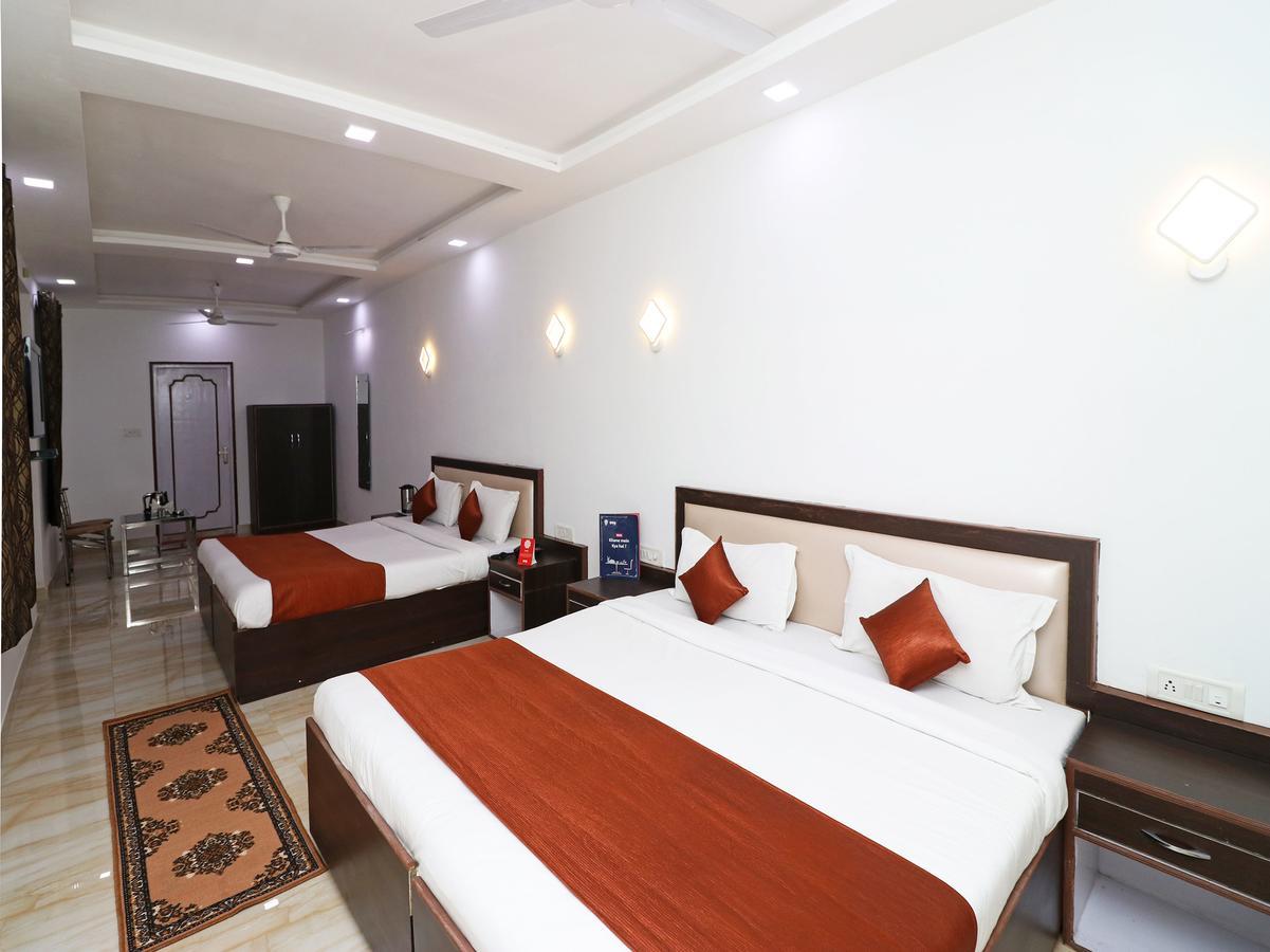 Oyo 11526 Hotel Apollo Agra  Εξωτερικό φωτογραφία