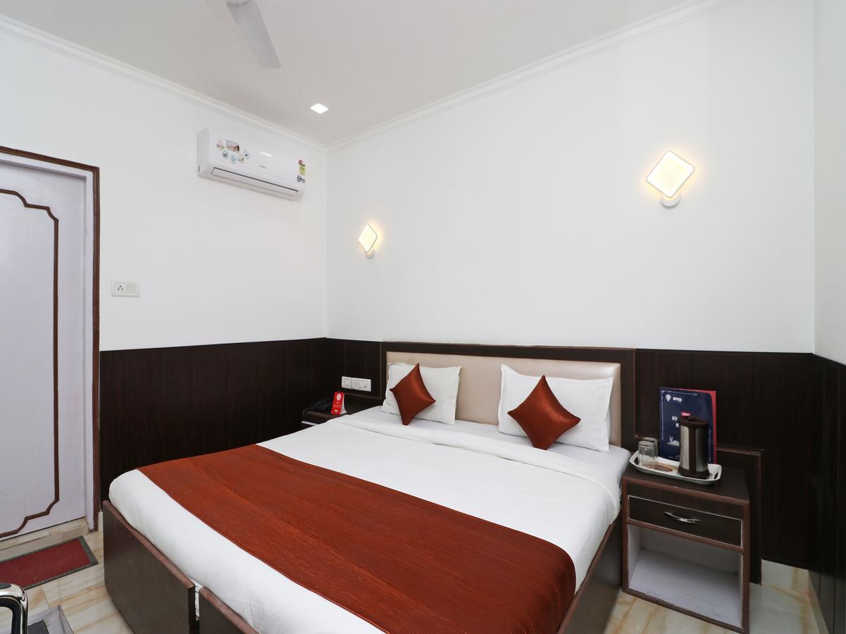 Oyo 11526 Hotel Apollo Agra  Εξωτερικό φωτογραφία